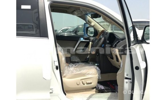 Buy Import Toyota Prado White Car in Import - Dubai in Dhufar Buy Import Toyota Prado White Car in Import - Dubai in Dhufar