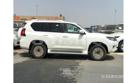 Buy Import Toyota Prado White Car in Import - Dubai in Dhufar Buy Import Toyota Prado White Car in Import - Dubai in Dhufar