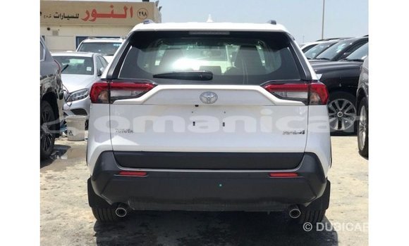 Buy Import Toyota 4Runner White Car in Import - Dubai in Dhufar Buy Import Toyota 4Runner White Car in Import - Dubai in Dhufar
