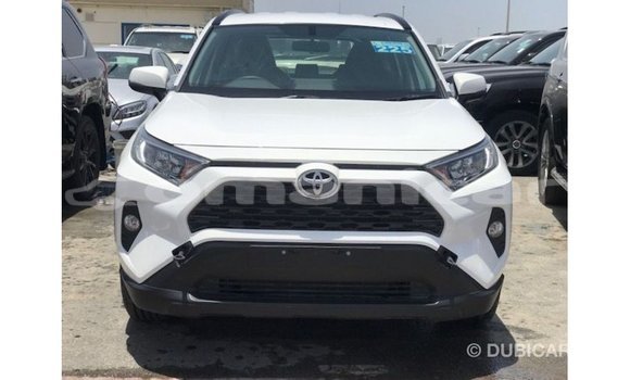 Buy Import Toyota 4Runner White Car in Import - Dubai in Dhufar Buy Import Toyota 4Runner White Car in Import - Dubai in Dhufar