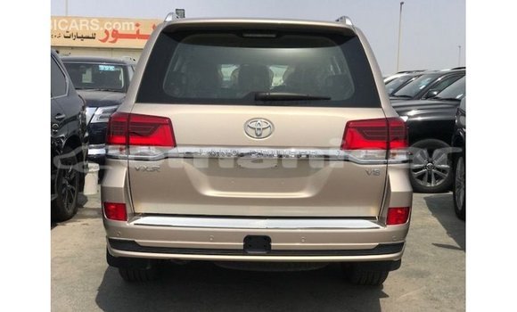 Buy Import Toyota Land Cruiser Other Car in Import - Dubai in Dhufar Buy Import Toyota Land Cruiser Other Car in Import - Dubai in Dhufar