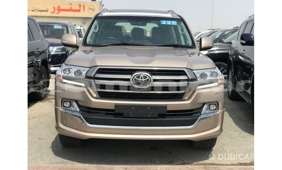 Buy Import Toyota Land Cruiser Other Car in Import - Dubai in Dhufar Buy Import Toyota Land Cruiser Other Car in Import - Dubai in Dhufar