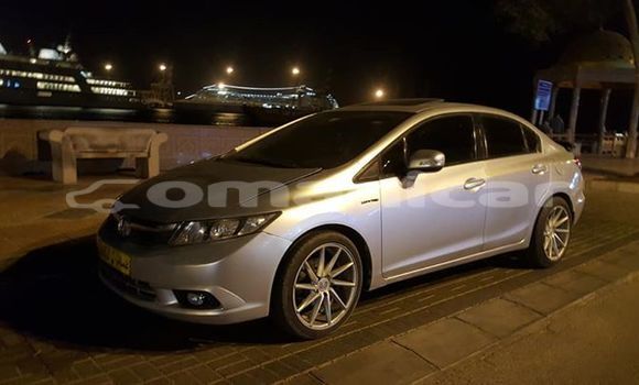 Buy Used Honda Civic Silver Car in Muscat in Masqat Buy Used Honda Civic Silver Car in Muscat in Masqat
