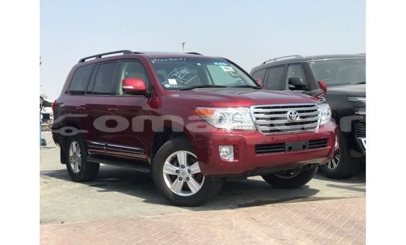 Buy Import Toyota Land Cruiser Red Car in Import - Dubai in Dhufar