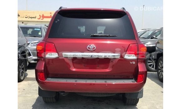 Buy Import Toyota Land Cruiser Red Car in Import - Dubai in Dhufar Buy Import Toyota Land Cruiser Red Car in Import - Dubai in Dhufar