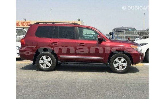 Buy Import Toyota Land Cruiser Red Car in Import - Dubai in Dhufar Buy Import Toyota Land Cruiser Red Car in Import - Dubai in Dhufar