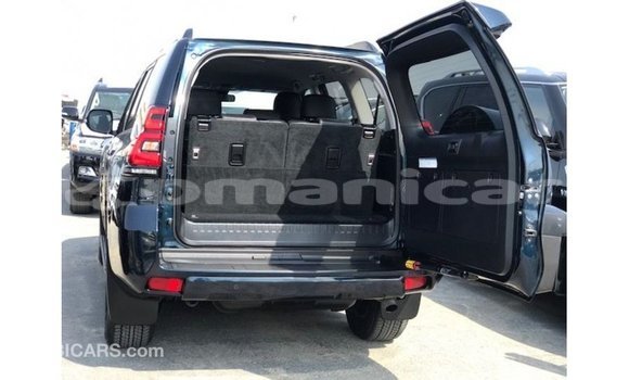 Buy Import Toyota Prado Blue Car in Import - Dubai in Dhufar Buy Import Toyota Prado Blue Car in Import - Dubai in Dhufar