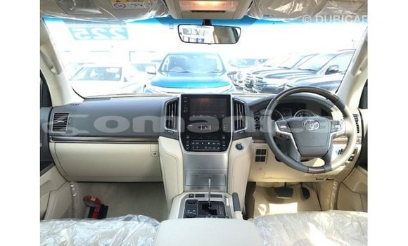 Buy Import Toyota Land Cruiser Black Car in Import - Dubai in Dhufar Buy Import Toyota Land Cruiser Black Car in Import - Dubai in Dhufar
