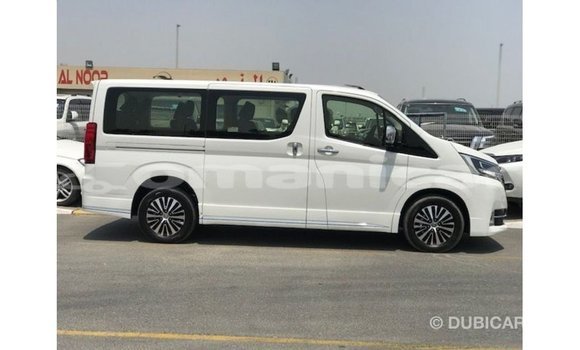 Buy Import Toyota Granvia White Car in Import - Dubai in Dhufar Buy Import Toyota Granvia White Car in Import - Dubai in Dhufar