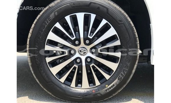 Buy Import Toyota Granvia White Car in Import - Dubai in Dhufar Buy Import Toyota Granvia White Car in Import - Dubai in Dhufar