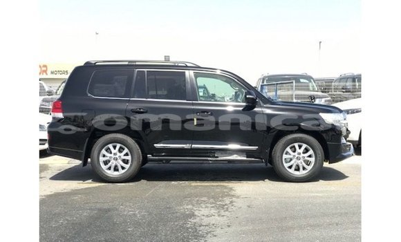 Buy Import Toyota Land Cruiser Black Car in Import - Dubai in Dhufar Buy Import Toyota Land Cruiser Black Car in Import - Dubai in Dhufar