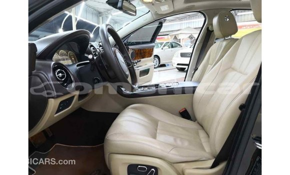 Buy Import Jaguar XJ Black Car in Import - Dubai in Dhufar