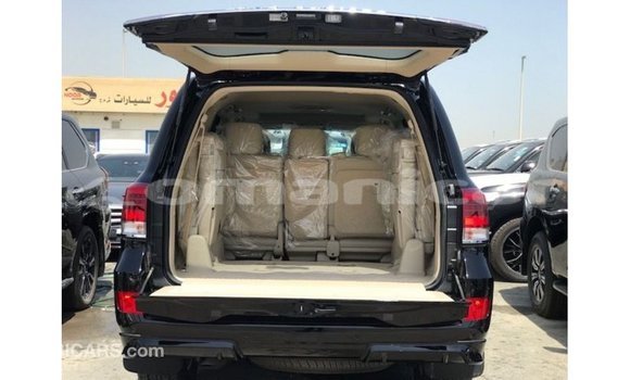 Buy Import Toyota Land Cruiser Black Car in Import - Dubai in Dhufar Buy Import Toyota Land Cruiser Black Car in Import - Dubai in Dhufar