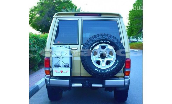 Buy Import Toyota Land Cruiser Beige Car in Import - Dubai in Dhufar Buy Import Toyota Land Cruiser Beige Car in Import - Dubai in Dhufar