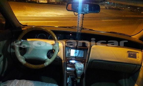 Buy Used Toyota Avalon White Car in Ruwi in Masqat Buy Used Toyota Avalon White Car in Ruwi in Masqat