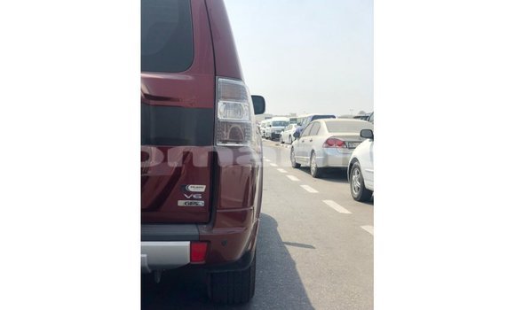 Buy Import Mitsubishi Pajero Red Car in Import - Dubai in Dhufar Buy Import Mitsubishi Pajero Red Car in Import - Dubai in Dhufar