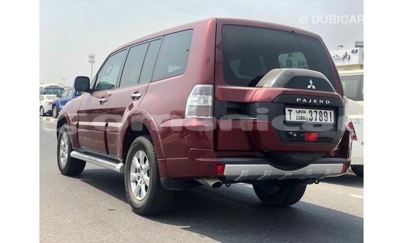 Buy Import Mitsubishi Pajero Red Car in Import - Dubai in Dhufar Buy Import Mitsubishi Pajero Red Car in Import - Dubai in Dhufar