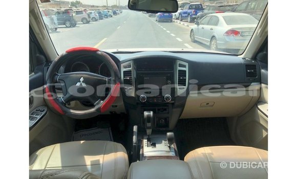 Buy Import Mitsubishi Pajero Red Car in Import - Dubai in Dhufar Buy Import Mitsubishi Pajero Red Car in Import - Dubai in Dhufar
