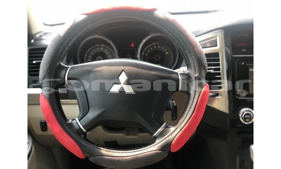 Buy Import Mitsubishi Pajero Red Car in Import - Dubai in Dhufar Buy Import Mitsubishi Pajero Red Car in Import - Dubai in Dhufar