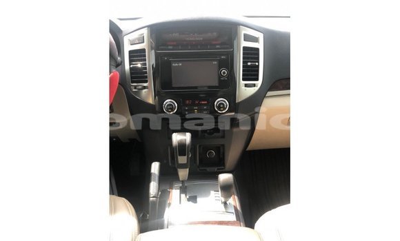 Buy Import Mitsubishi Pajero Red Car in Import - Dubai in Dhufar Buy Import Mitsubishi Pajero Red Car in Import - Dubai in Dhufar
