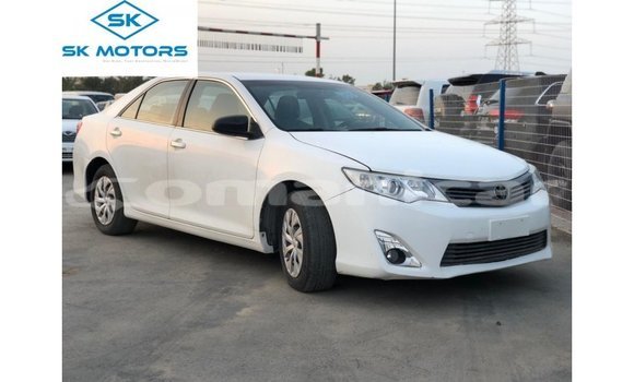 Buy Import Toyota Camry White Car in Import - Dubai in Dhufar Buy Import Toyota Camry White Car in Import - Dubai in Dhufar