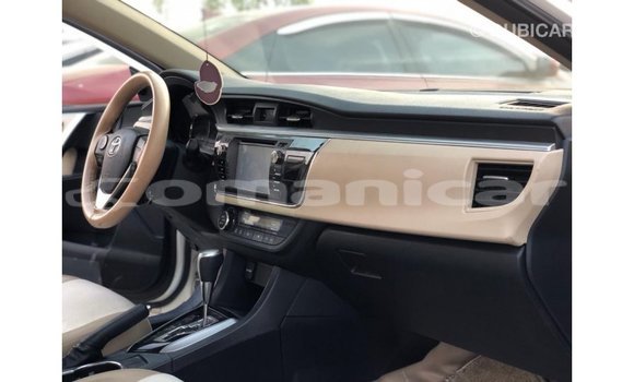 Buy Import Toyota Corolla White Car in Import - Dubai in Dhufar Buy Import Toyota Corolla White Car in Import - Dubai in Dhufar