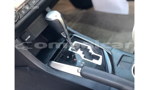 Buy Import Toyota Corolla White Car in Import - Dubai in Dhufar Buy Import Toyota Corolla White Car in Import - Dubai in Dhufar