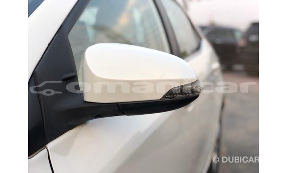Buy Import Toyota Corolla White Car in Import - Dubai in Dhufar Buy Import Toyota Corolla White Car in Import - Dubai in Dhufar