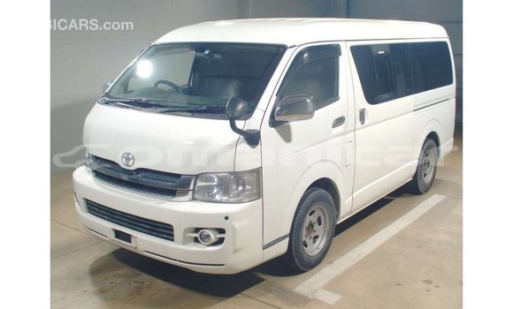 Buy Import Toyota Hiace White Car in Import - Dubai in Dhufar Buy Import Toyota Hiace White Car in Import - Dubai in Dhufar