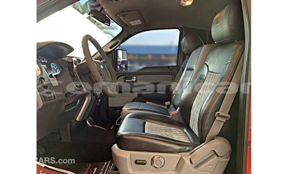 Buy Import Ford Club Wagon Red Car in Import - Dubai in Dhufar Buy Import Ford Club Wagon Red Car in Import - Dubai in Dhufar