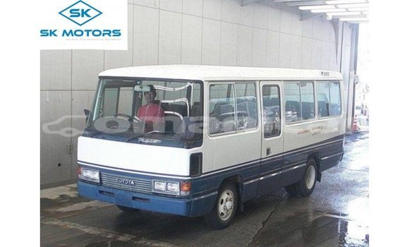 Buy Import Toyota Coaster White Car in Import - Dubai in Dhufar Buy Import Toyota Coaster White Car in Import - Dubai in Dhufar