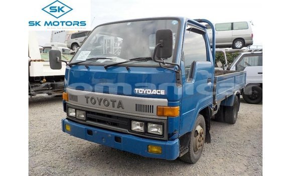 Buy Import Toyota Dyna Blue Car in Import - Dubai in Dhufar Buy Import Toyota Dyna Blue Car in Import - Dubai in Dhufar