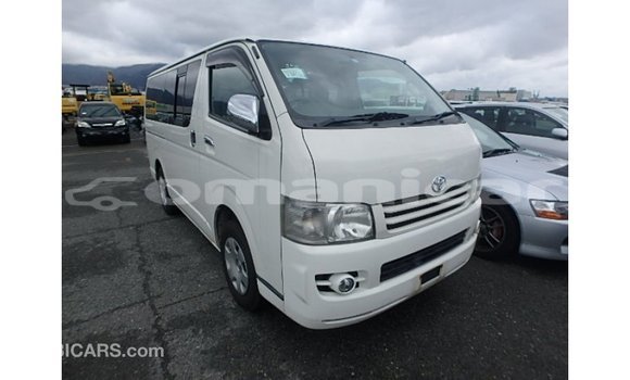 Buy Import Toyota Hiace White Car in Import - Dubai in Dhufar Buy Import Toyota Hiace White Car in Import - Dubai in Dhufar