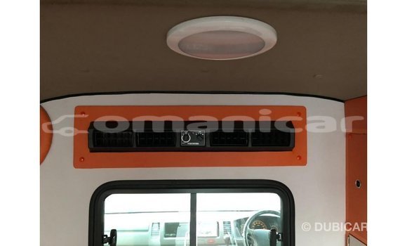 Buy Import Toyota Hiace White Car in Import - Dubai in Dhufar Buy Import Toyota Hiace White Car in Import - Dubai in Dhufar