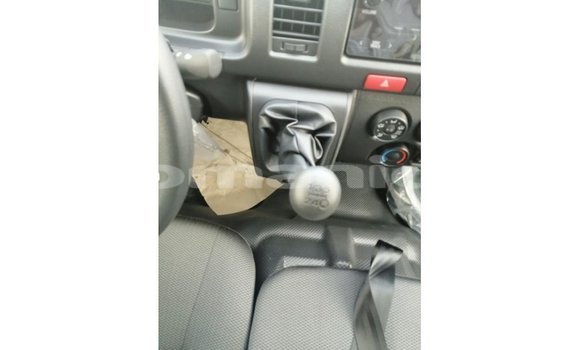 Buy Import Toyota Hiace White Car in Import - Dubai in Dhufar Buy Import Toyota Hiace White Car in Import - Dubai in Dhufar