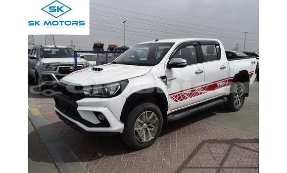 Buy Import Toyota Hilux White Car in Import - Dubai in Dhufar Buy Import Toyota Hilux White Car in Import - Dubai in Dhufar