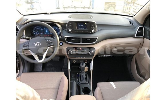 Buy Import Hyundai Tucson Other Car in Import - Dubai in Dhufar Buy Import Hyundai Tucson Other Car in Import - Dubai in Dhufar