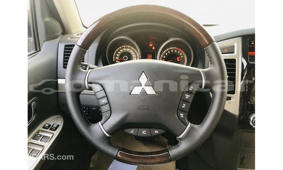 Buy Import Mitsubishi Pajero Black Car in Import - Dubai in Dhufar Buy Import Mitsubishi Pajero Black Car in Import - Dubai in Dhufar