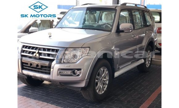 Buy Import Mitsubishi Pajero Other Car in Import - Dubai in Dhufar Buy Import Mitsubishi Pajero Other Car in Import - Dubai in Dhufar
