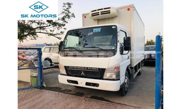 Buy Import Mitsubishi Carisma White Car in Import - Dubai in Dhufar Buy Import Mitsubishi Carisma White Car in Import - Dubai in Dhufar