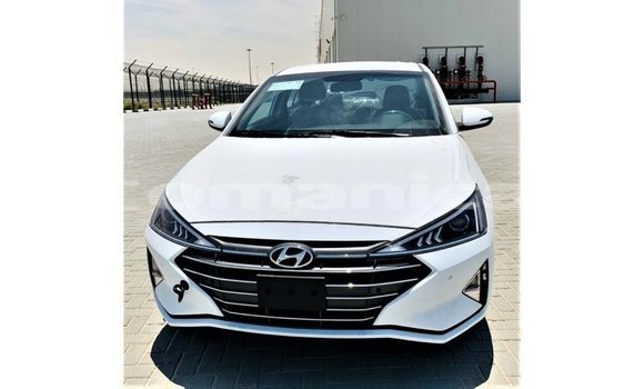 Buy Import Hyundai Elantra White Car in Import - Dubai in Dhufar Buy Import Hyundai Elantra White Car in Import - Dubai in Dhufar