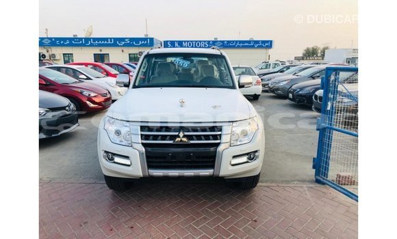 Buy Import Mitsubishi Pajero White Car in Import - Dubai in Dhufar Buy Import Mitsubishi Pajero White Car in Import - Dubai in Dhufar