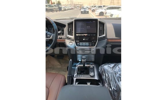 Buy Import Toyota Land Cruiser Black Car in Import - Dubai in Dhufar Buy Import Toyota Land Cruiser Black Car in Import - Dubai in Dhufar