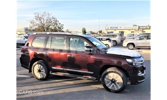 Buy Import Toyota Land Cruiser Other Car in Import - Dubai in Dhufar Buy Import Toyota Land Cruiser Other Car in Import - Dubai in Dhufar
