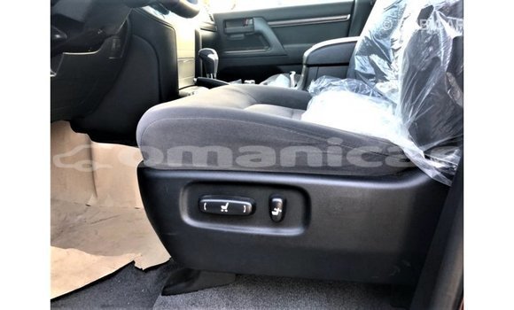 Buy Import Toyota Land Cruiser Other Car in Import - Dubai in Dhufar Buy Import Toyota Land Cruiser Other Car in Import - Dubai in Dhufar
