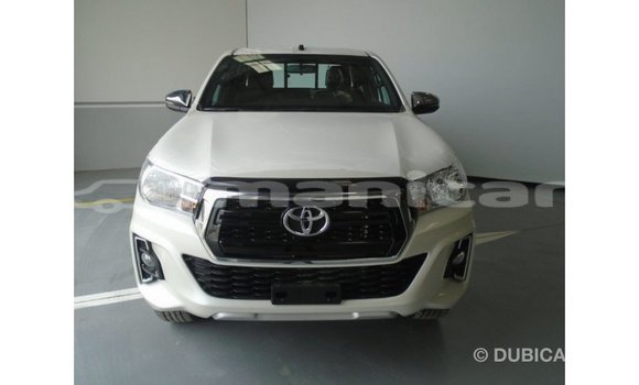 Buy Import Toyota Hilux White Car in Import - Dubai in Dhufar Buy Import Toyota Hilux White Car in Import - Dubai in Dhufar
