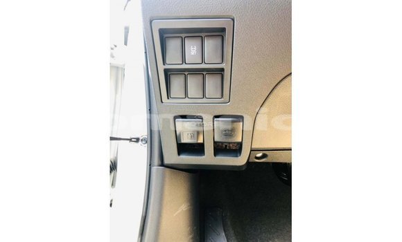 Buy Import Toyota Hilux White Car in Import - Dubai in Dhufar Buy Import Toyota Hilux White Car in Import - Dubai in Dhufar