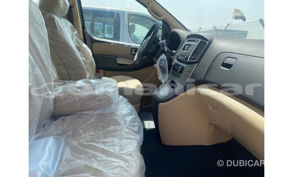 Buy Import Hyundai Accent Other Car in Import - Dubai in Dhufar Buy Import Hyundai Accent Other Car in Import - Dubai in Dhufar