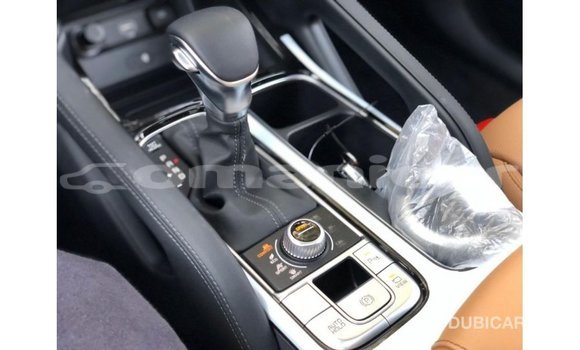 Buy Import Kia Carens White Car in Import - Dubai in Dhufar Buy Import Kia Carens White Car in Import - Dubai in Dhufar