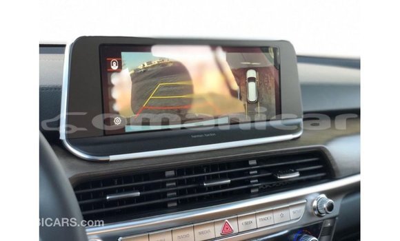 Buy Import Kia Carens White Car in Import - Dubai in Dhufar Buy Import Kia Carens White Car in Import - Dubai in Dhufar